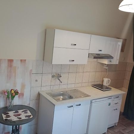 Kawalerka. Apartment Пшемишъл Екстериор снимка